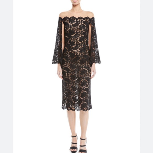 NWOT Oscar de la renta. Black lace cape sleeve dress